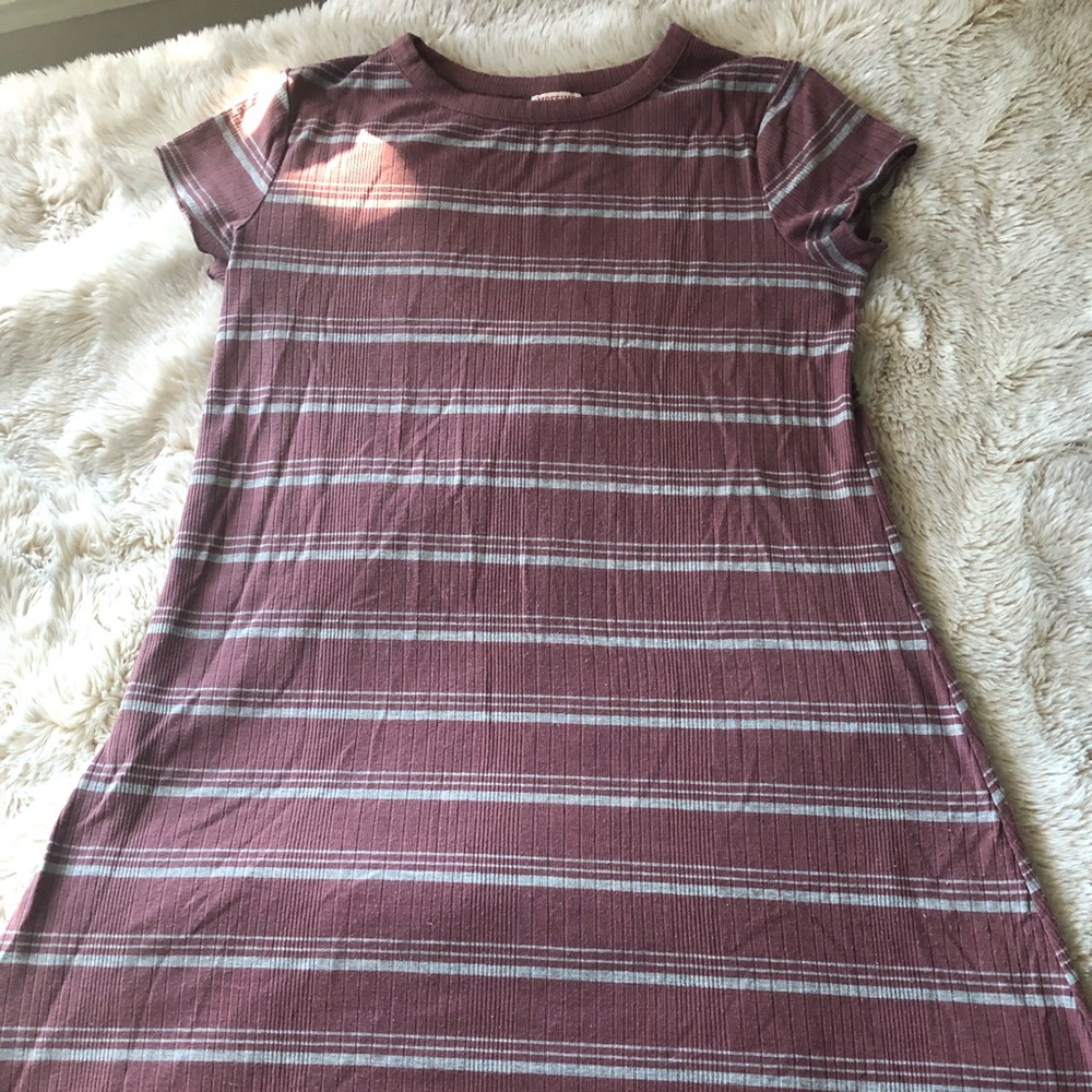 maroon stripped dress
